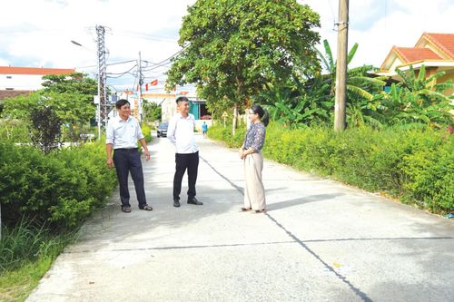 Khi đảng viên đi trước