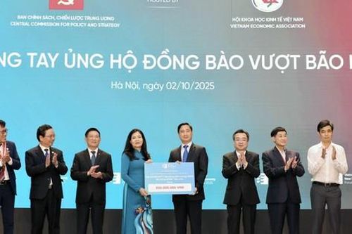 Vinh danh 80 doanh nghiệp tiêu biểu trên nhiều lĩnh vực