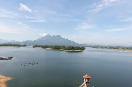 Hà Nội công bố tình huống khẩn cấp về thiên tai tại xã Suối Hai và xã Ba Vì