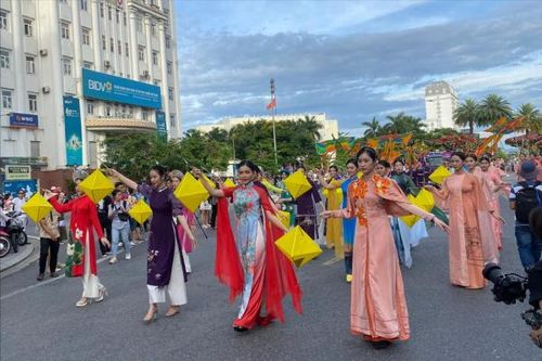 Cảnh giác với chiêu trò kêu gọi tham gia 'Diễu hành áo dài toàn quốc 2025 - Vinh danh phụ nữ Việt Nam'