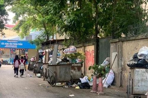 Bao giờ đường phố hết rác?