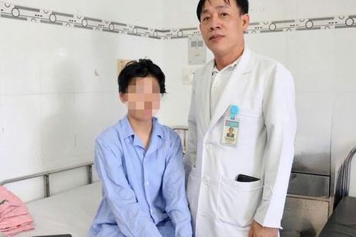 Phẫu thuật thành công u màng não tái phát cho bệnh nhi 15 tuổi