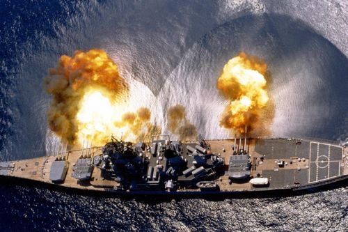 Nhiệm vụ bất khả thi khi ông Trump muốn hồi sinh thiết giáp hạm USS Iowa