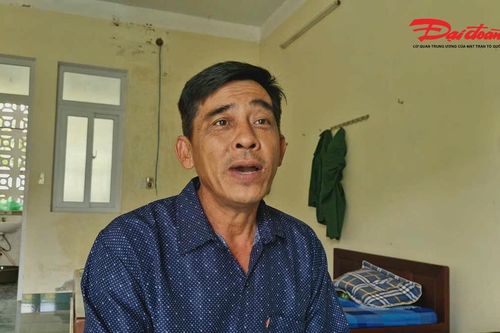 Ngư dân kể lại quá trình 2 tàu cá gặp nạn khi vào Cửa Việt trú bão