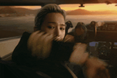 Tổng thống Hàn Quốc quảng bá APEC cùng G-Dragon, Jang Won Young