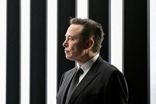Mức thù lao khủng của Elon Musk bị phản đối