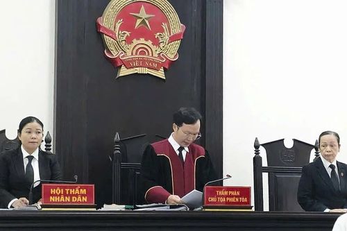 Phán quyết của tòa vụ vay ngân hàng mua biệt thự: Kinh nghiệm pháp lý cho các bên liên quan