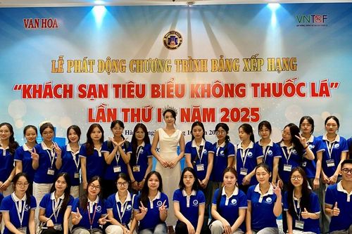Kêu gọi xây dựng môi trường 'không' thuốc lá