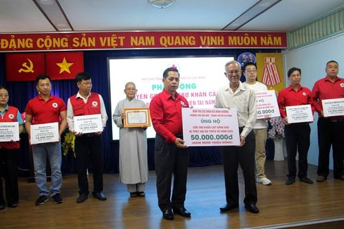 Hội Chữ thập đỏ TP.HCM phát động quyên góp cứu trợ đồng bào vùng thiên tai năm 2025