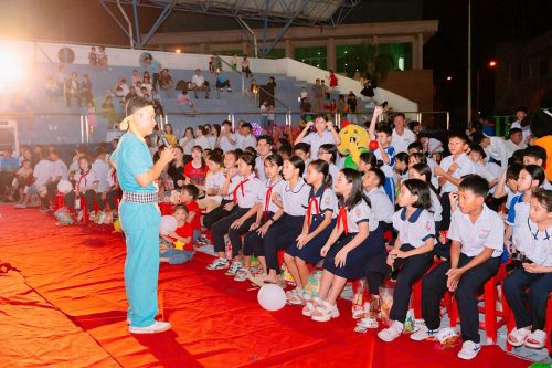 Đêm Hội Trăng Rằm 2025 – Tết Trung Thu ấm áp cho thiếu nhi ngành VHTTDL Đồng Nai