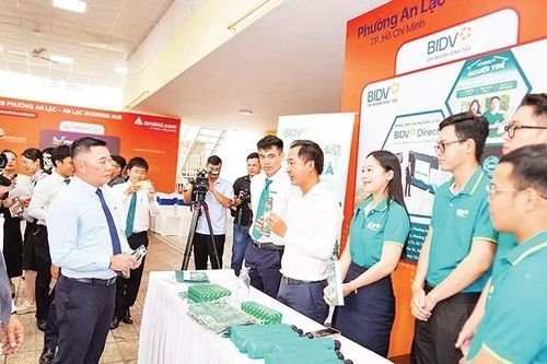 Hỗ trợ doanh nghiệp địa phương kết nối thương mại toàn cầu