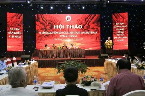 50 năm chặng đường đổi mới của nghệ thuật sân khấu Việt Nam