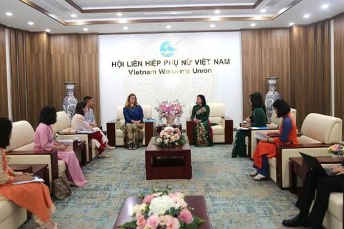 Tăng cường huy động nguồn lực hỗ trợ bảo vệ và chăm sóc trẻ em