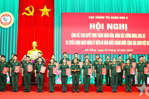 Quân khu 5 trao quyết định thăng quân hàm, nâng lương nhân kỷ niệm 80 năm Quốc khánh 2-9
