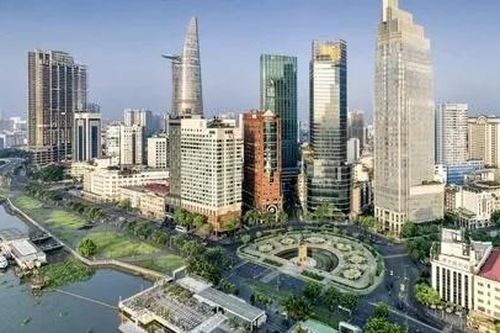 Để trung tâm tài chính thành phố tiếp tục thăng hạng