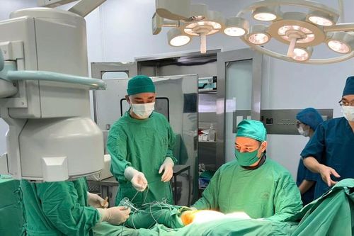Biến chứng nguy hiểm do gãy liên mấu chuyển xương đùi