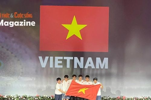 Xúc động chuyện ngôi trường 'nghèo vô địch' nhưng 'giỏi vô địch'