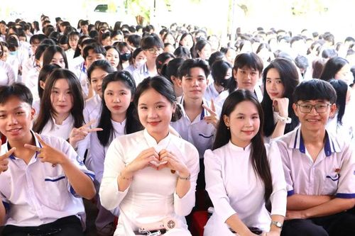 An Giang chú trọng đào tạo, thu hút và sử dụng nguồn nhân lực chất lượng cao