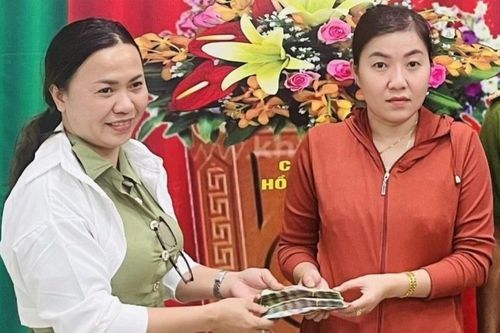 Từ Malaysia về Việt Nam để trả lại tiền cho người chuyển nhầm