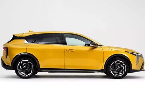 Kia K4 Hatchback ra mắt, giá hơn 920 triệu đồng, 'đe nẹt' Volkswagen Golf