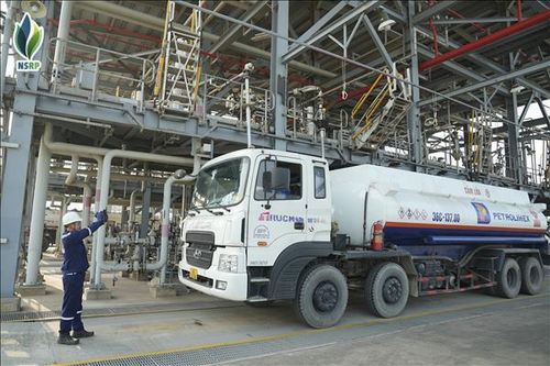 Chính thức sáp nhập PTC vào Petrolimex