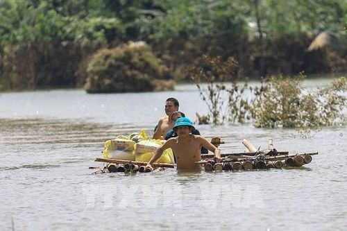 Phú Thọ: 18 hộ dân xóm Thỏi Láo bị cô lập sau bão số 10