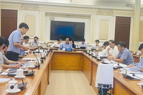EVNNPT đề nghị TP. Hồ Chí Minh gỡ vướng cho 17 dự án truyền tải