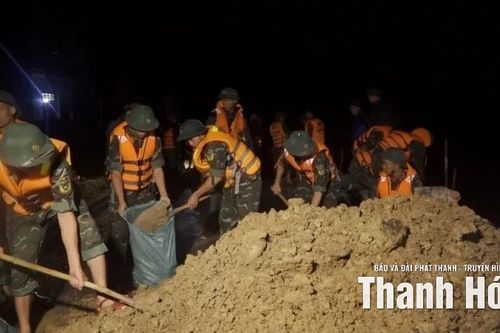 'Lo việc nước trước, nghĩ việc nhà sau'