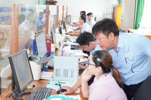 Rà soát, sàng lọc đảng viên để xây dựng Ðảng vững mạnh