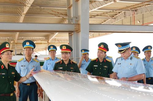 Bộ Tổng Tham mưu QĐND Việt Nam kiểm tra công tác đào tạo phi công của Trung đoàn 920, Trung đoàn 915