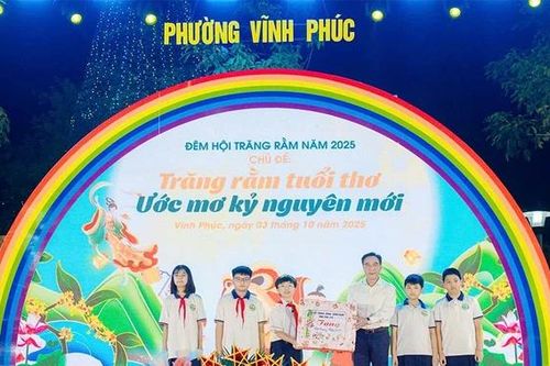 Rộn ràng Đêm hội Trăng Rằm 2025 tại phường Vĩnh Phúc