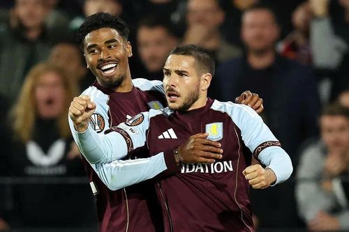 Aston Villa thắng dễ Feyenoord tại Europa League