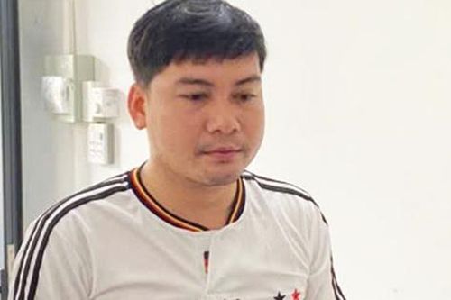 Khởi tố em vợ và anh rể mang hung khí đi đánh người ở An Giang