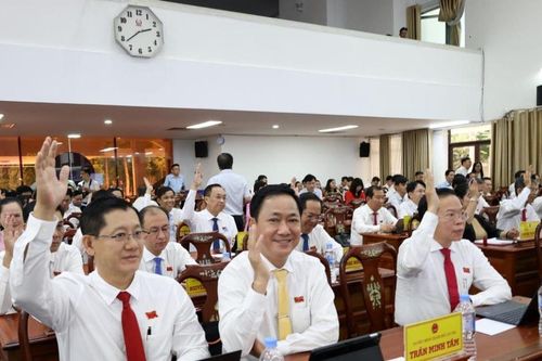 Cần Thơ: HĐND thành phố thông qua 15 nghị quyết tại Kỳ họp thứ Tư
