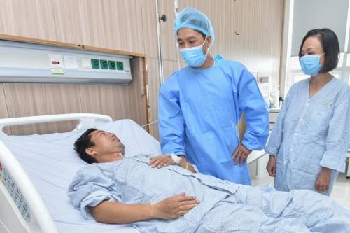 Người lính - bác sĩ hồi sinh từ chính lá gan hiến tặng của anh ruột