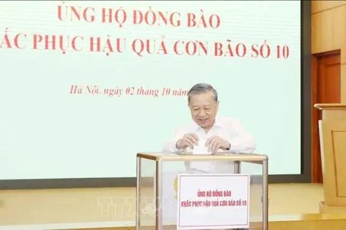 Tổng Bí thư, lãnh đạo Đảng chung tay vì dân vùng bão