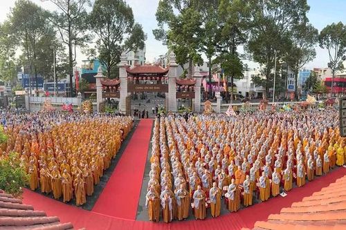Tăng ni, phật tử trẻ với cách mạng Việt Nam hiện nay