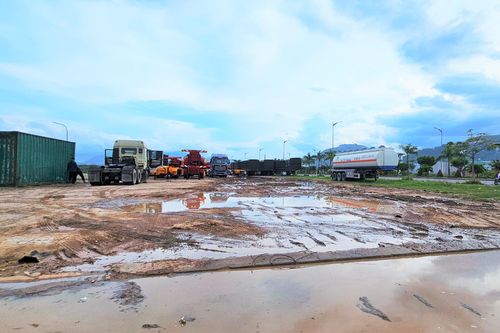 Nhếch nhác dự án đô thị mới ở Gia Lai bị chiếm dụng thành bãi đỗ xe
