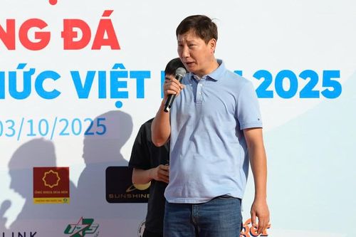 16 đội bóng công nhân, viên chức tranh giải thưởng 170 triệu đồng