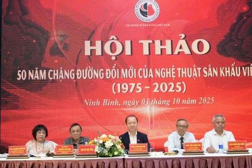 50 năm chặng đường đổi mới của nghệ thuật sân khấu Việt Nam (1975-2025):Giữ bản sắc, hòa nhập đời sống, vươn ra thế giới