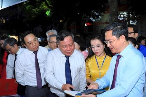 Khai mạc Hội sách Hà Nội lần thứ X - năm 2025 'Thăng Long - Hà Nội Khát vọng vươn mình'