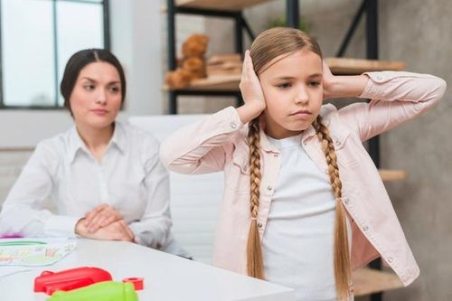 Khi thấy con ích kỷ, lạnh lùng: Hãy làm ngay điều này trước khi quá muộn!