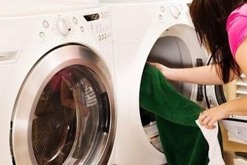 Những vật dụng không nên cho vào máy sấy quần áo bạn cần phải biết