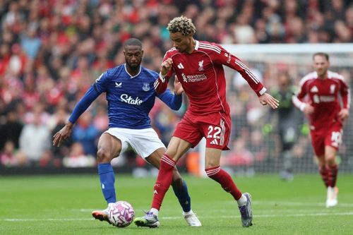 Premier League chứng kiến thay đổi lớn