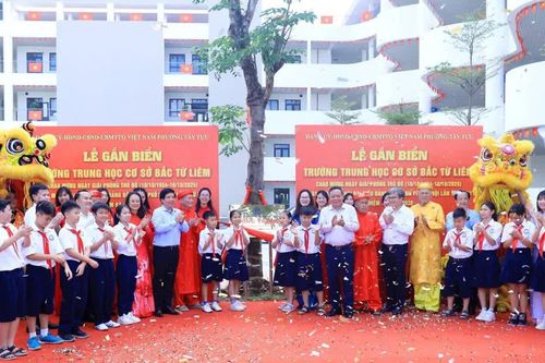 Lãnh đạo TP Hà Nội dự Lễ gắn biển, khởi công dự án giao thông trọng điểm tại Tây Tựu