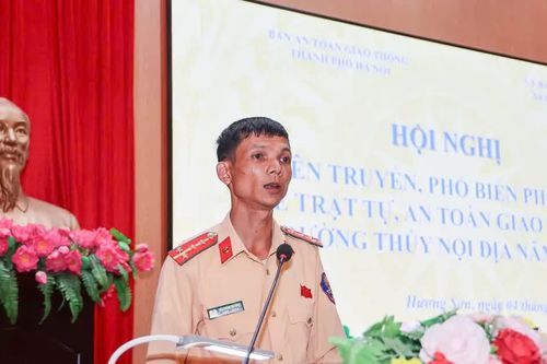Hà Nội tập huấn an toàn đường thủy cho hàng trăm lái đò Chùa Hương