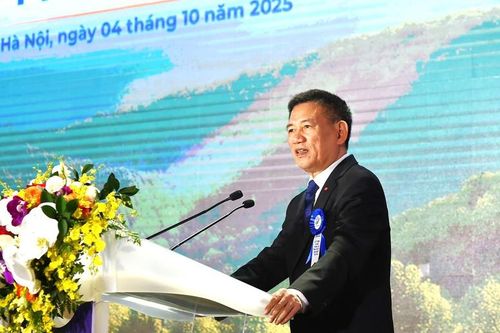 Phát triển VINAFOR trở thành tập đoàn lâm nghiệp quy mô lớn