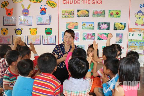 Thiếu tá QNCN Roãn Thị Ngọc Hảo - Người gieo chữ nơi 'phên giậu' biên cương