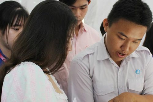 'Học trong dân, làm vì dân': Tuần lễ sinh viên đồng hành cùng chính quyền TP. HCM
