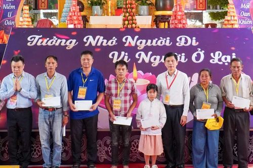 Đại lễ cầu siêu cho nạn nhân tử vong do tai nạn giao thông tại Khánh Hòa